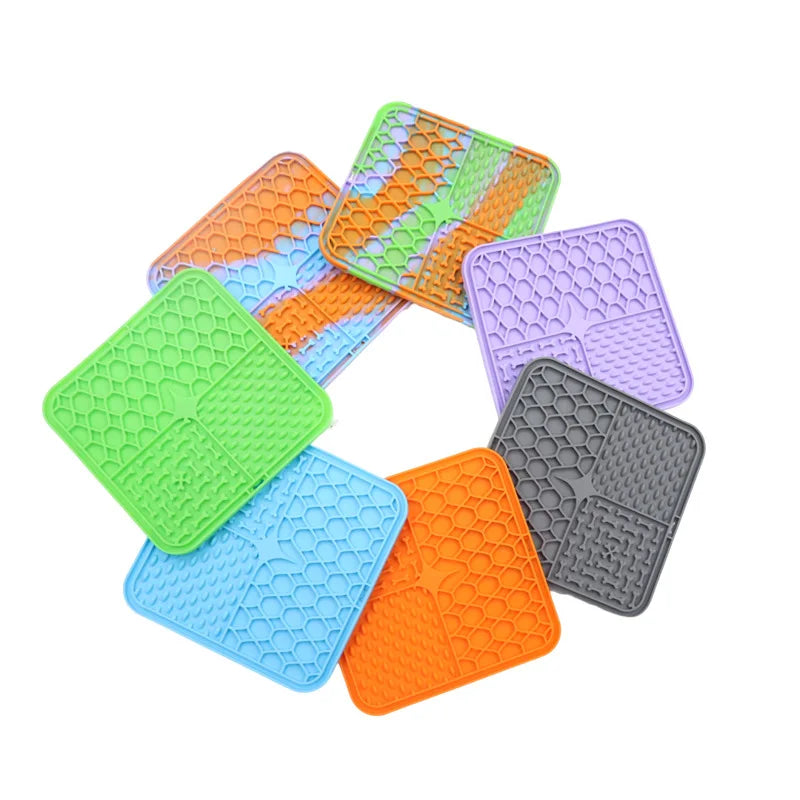 Pet Plate Lick Mat for Dogs Pet Slow Food Plate Dog Bathing Distraction Silicone Mat Dog Sucker Food Training Dog Feeding Supplies