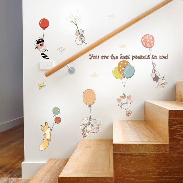 Hot Air Balloon Wall Stickers Animals Kids room Baby Nursery Room Decoration Wall Decals Eco-friendly Art Vinyl Murals